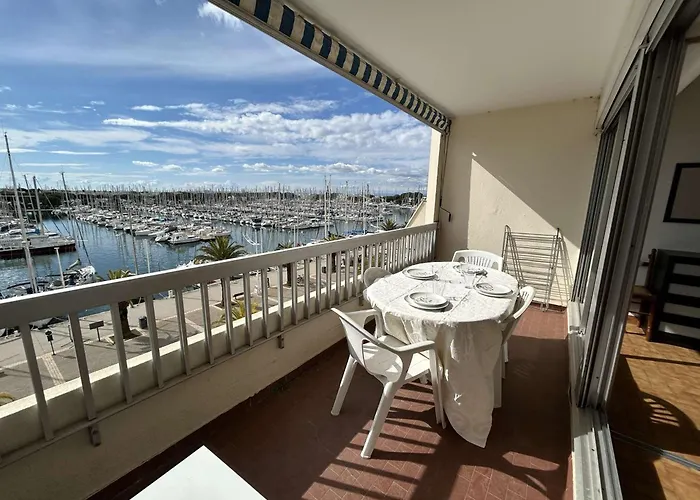 4 Pers. Avec Parking A Port Camargue - Fr-1-250-324 *